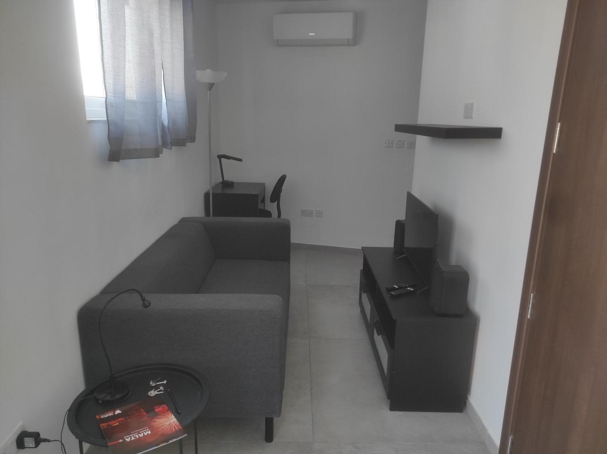 Sinsea Penthouse Apartment *